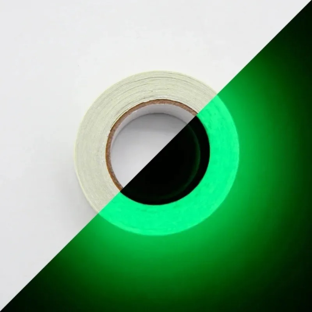 暗闇で光るテープ、発光緊急用蓄光ステッカー、安全脱出用マーカ - Emergency Exit Sign のレビューと価格