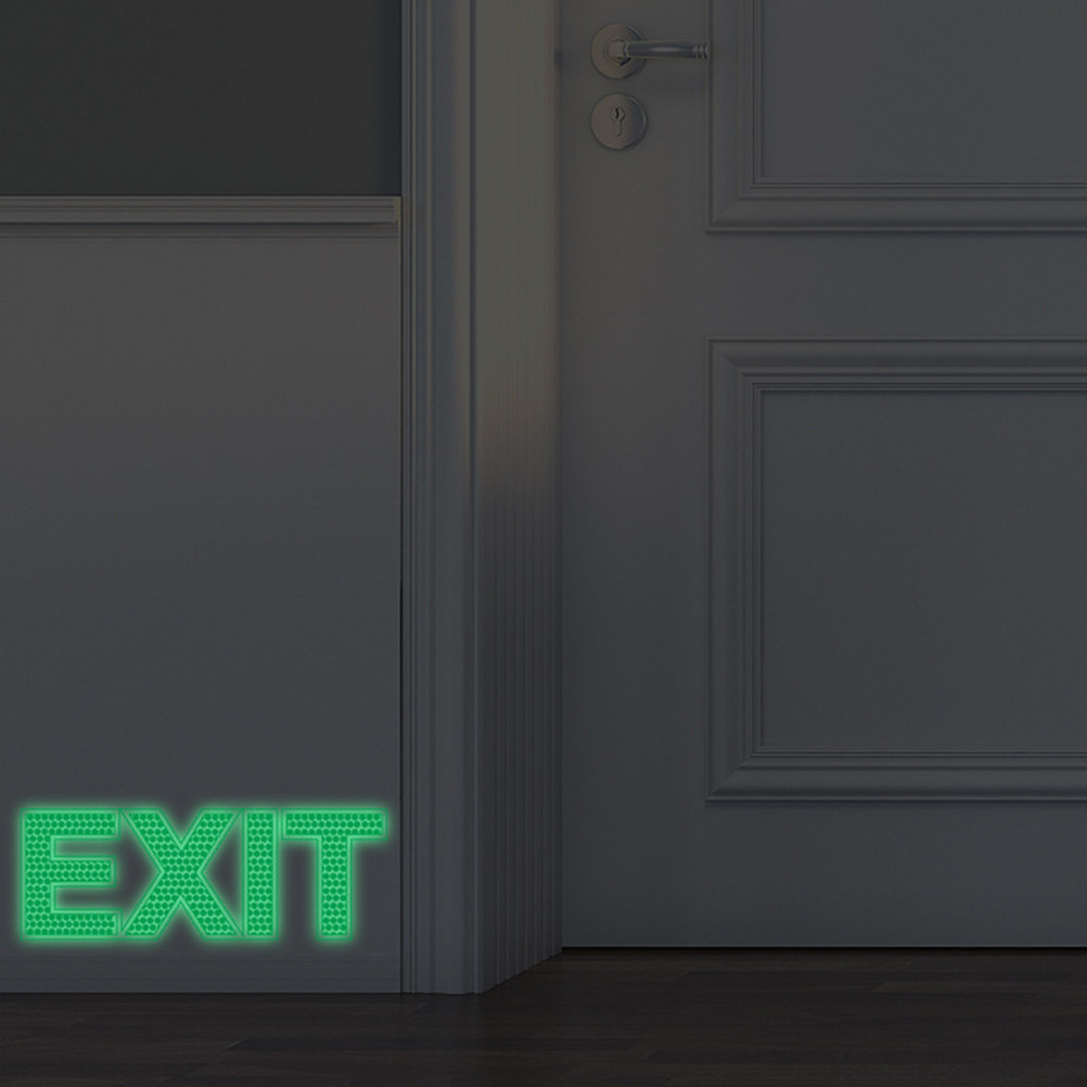出口壁面安全ステッカー 夜光発光 緊急サイン ドアゲート 6 - Emergency Exit Sign のレビューと価格